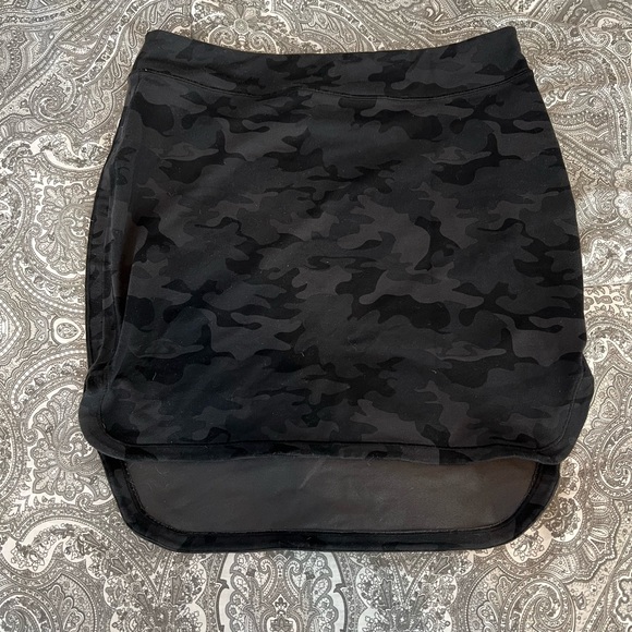 Lululemon Athletica City Skirt Savasana Camo - Picture 10 of 10